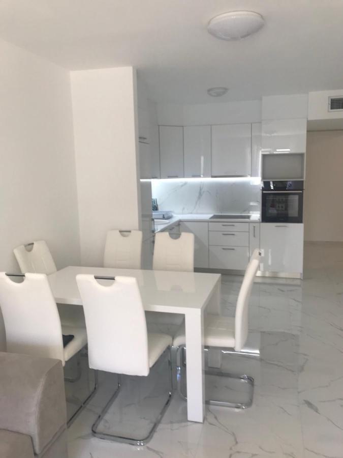 Adriatic Apartman Bečići Eksteriør bilde